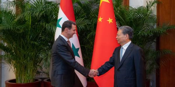 الرئيس الأسد خلال لقائه تشاو لي جي: مبادرات الصين تشكل أملاً وأبواباً مفتوحة لعالم جديد