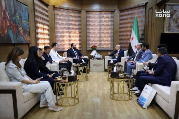 وزير النقل يبحث مع ممثلي شركتين صينيتين فرص الاستثمار في قطاع النقل