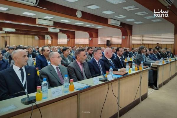 انطلاق أعمال المؤتمر الـ 28 لـ (نقابات العمال) بدمشق