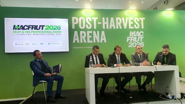 (أكساد)  يشارك في معرض (ماكفروت 2026) لتعزيز التعاون الدولي في الزراعة المستدامة